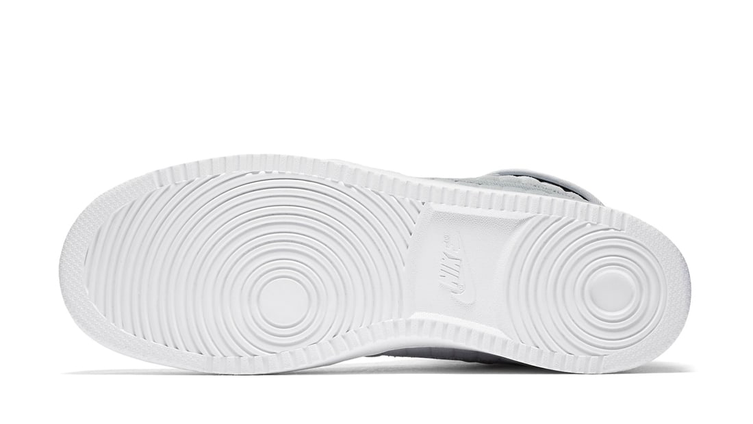 Air Jordan 1 Retro High KO "Pure Platinum"